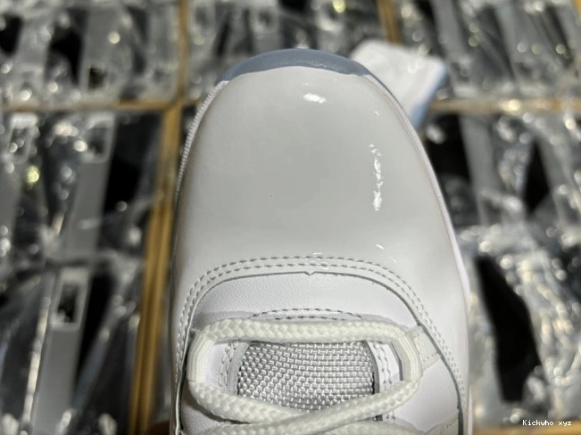 legend Jordan Air CT8012-104 11 Blue 0731